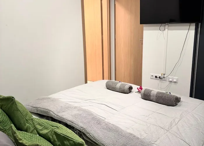 Magyar Deluxe Apartman Apartament Solnoca