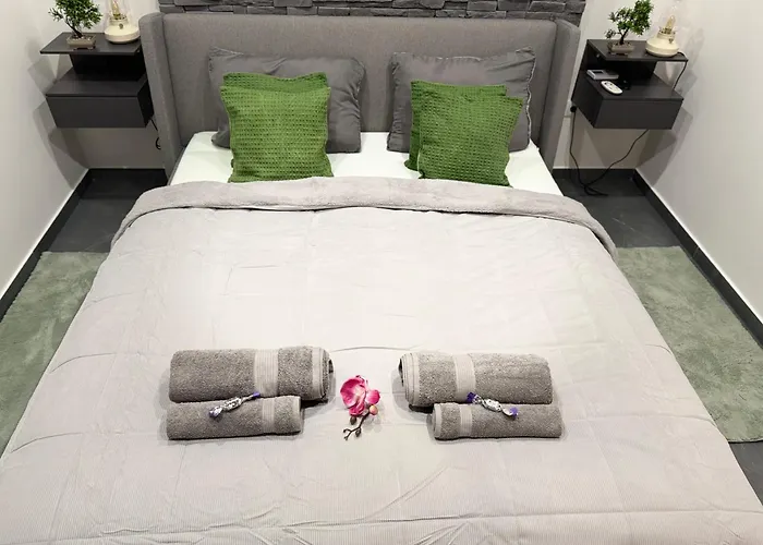 Lägenhet Magyar Deluxe Apartman Szolnok